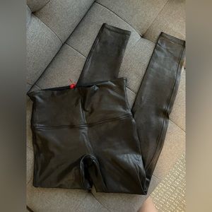 Spanx faux leather leggings